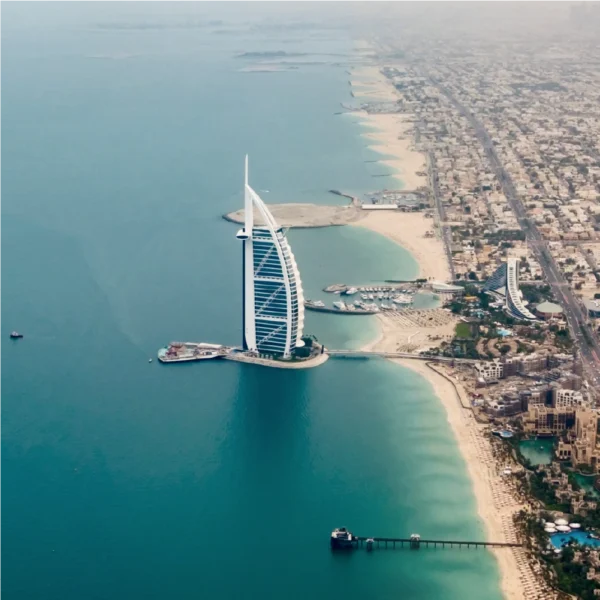 DUBAI & MALDIVAS - Image 2